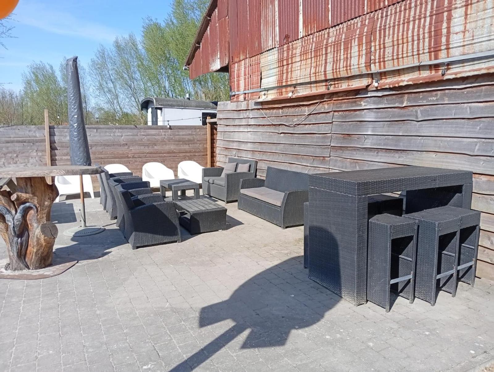 De Smishoeve Met Kinderpret, Dieren En Wellness Heers Exterior foto